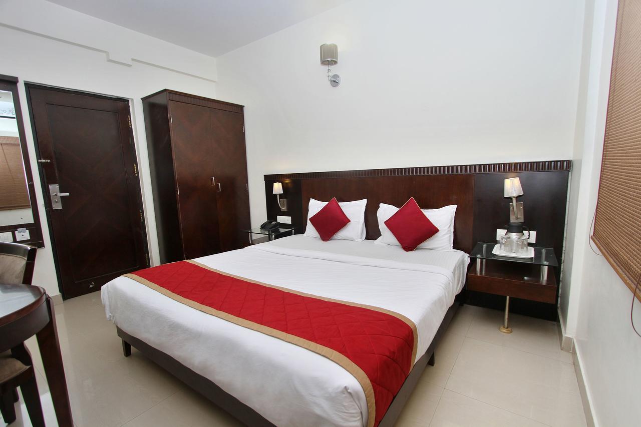 Hotel Amshi International Bangalore Exterior photo